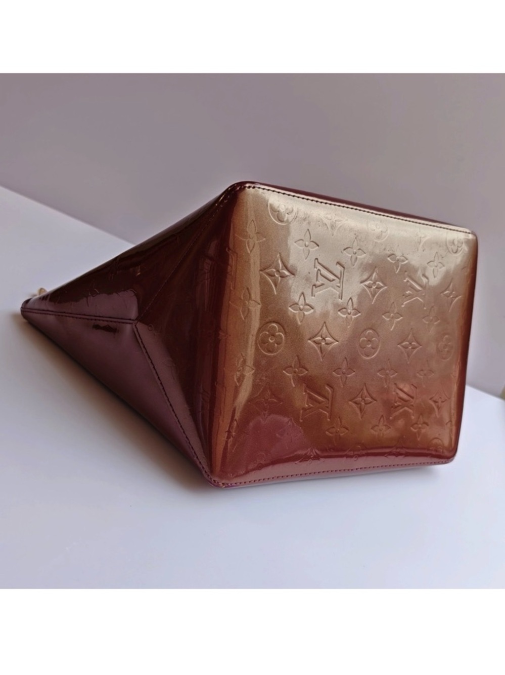 Louis Vuitton Patent Vernis Red-Brown Tote with Tan Handles - Picture 11 of 13